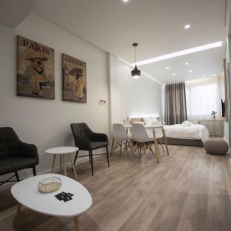 סלוניקי Ornament Suites, Nilie Hospitality Mgmt מראה חיצוני תמונה